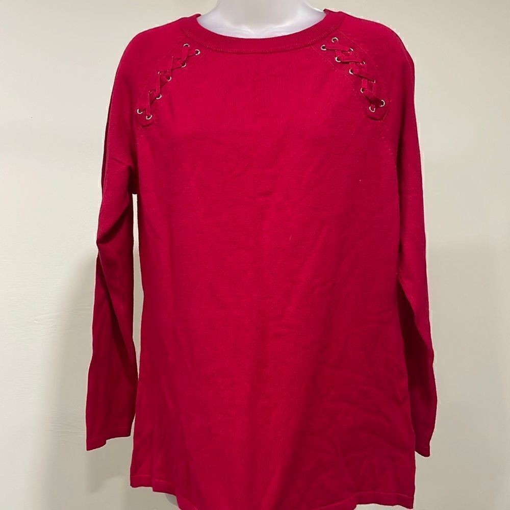 NWOT Susan Graver Red blouse with lacing. Size M 8/10